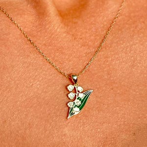 Flower Necklace Lily of the Valley Necklace Dainty Jewelry May Birth Flower Jewelry Birthday Month Minimalist Floral Necklace Gift for Her