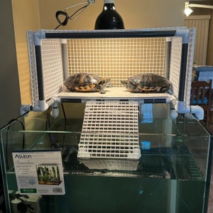 Tank Topper Turtle Dock! Sits on top of your aquarium and fits 18-19&quot; width tanks (50, 65, 75, 125gal) Maximum water depth and safe basking!