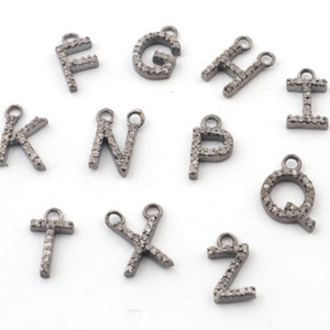 1 Stück Pave Diamant Alphabet Charm Anhänger, 10mm Schöne kleine Alphabet Charms, 925 Sterling Silber, A bis Z Letter Charm, DJ229