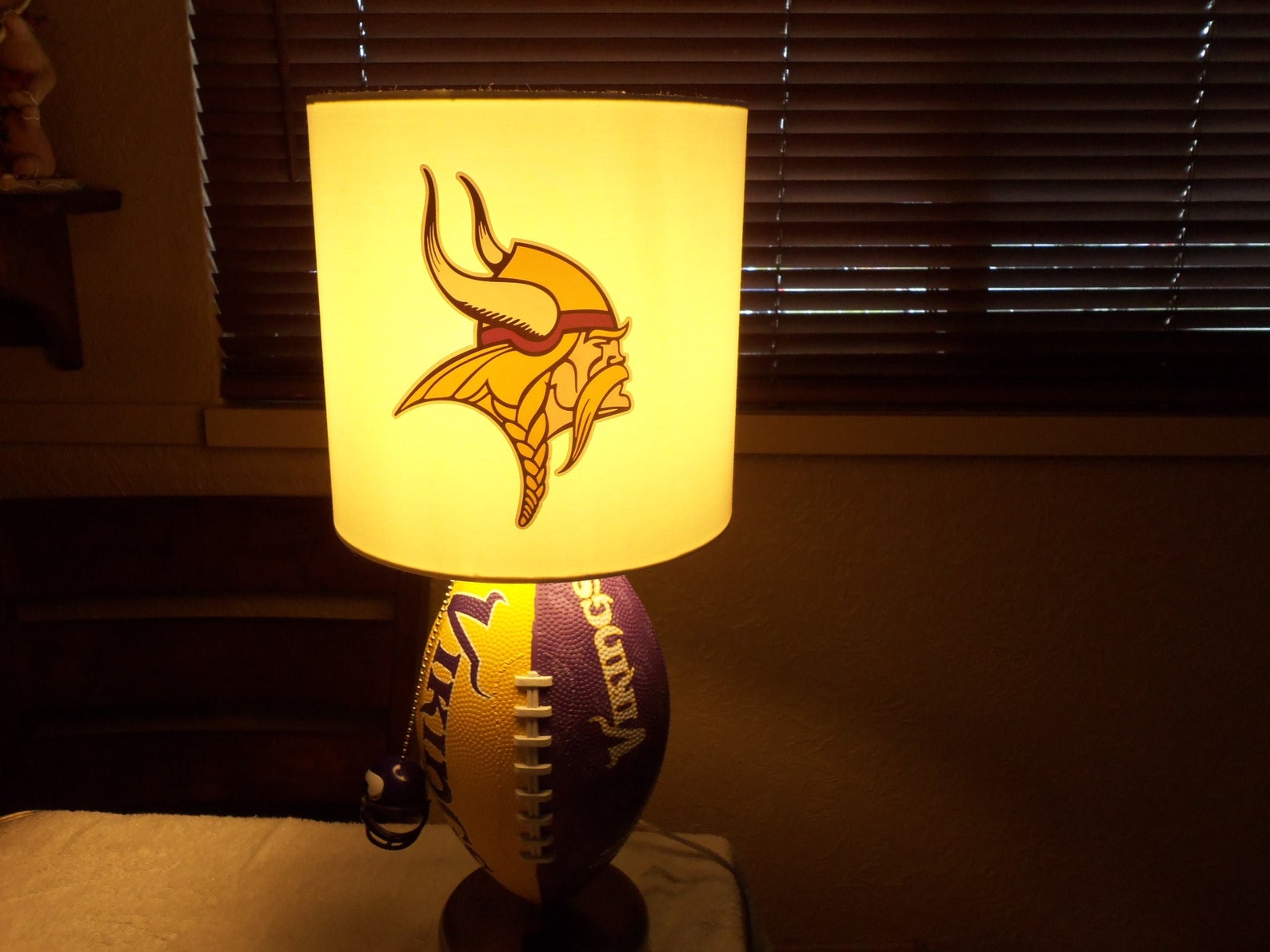 Minnesota Vikings Football Table Lamp Handcrafted Etsy Canada