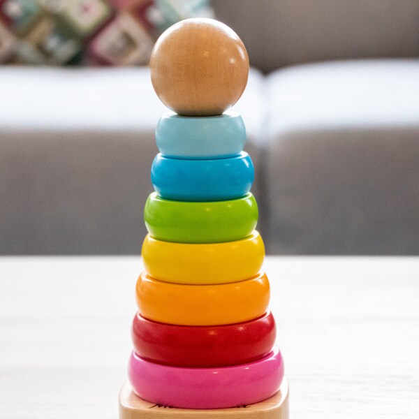 Rainbow tower : Holzpyramide, Ringe stapeln, Spielzeug für Kinder und Babys, Farben, Zahlen, Montessori, Regenbogen