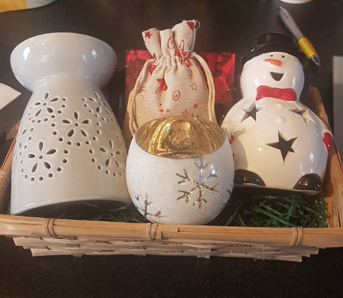 Christmas Tea Lights & Darceys Wax Melts Gift Basket Etsy UK