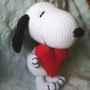 Snoopy amigurumi pattern 27 cm