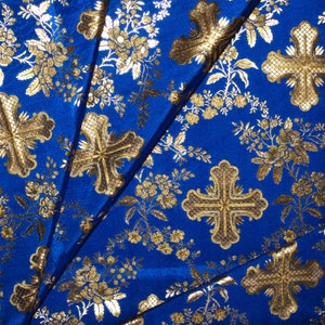 Metallic Greek brocade. 145 cm width. Floral fabric