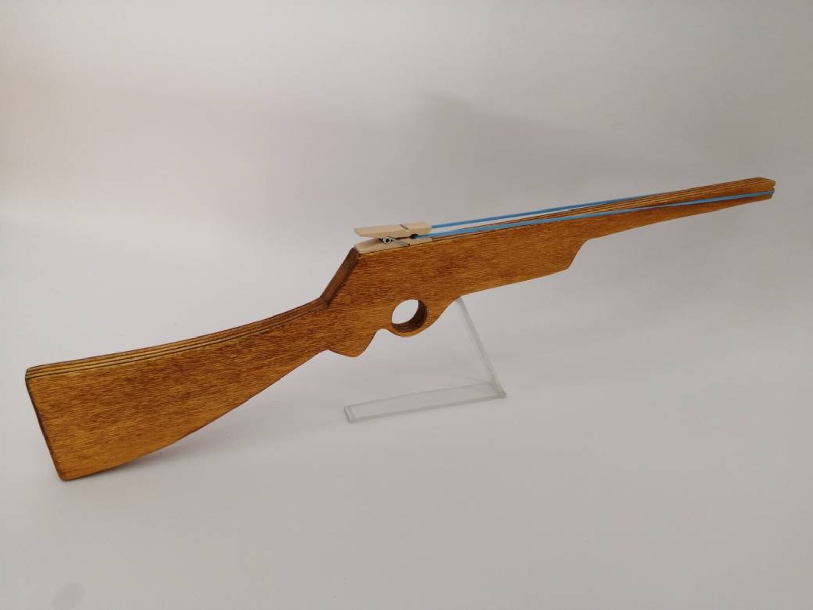 Fucile Con Cinghia In Legno Spara Elastici 66 Cm Spade E Spadini - Foto 3