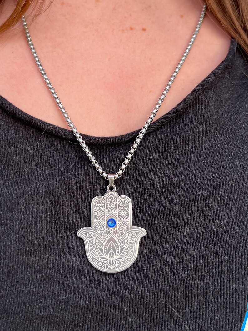 Hamsa amulet necklace Clearance