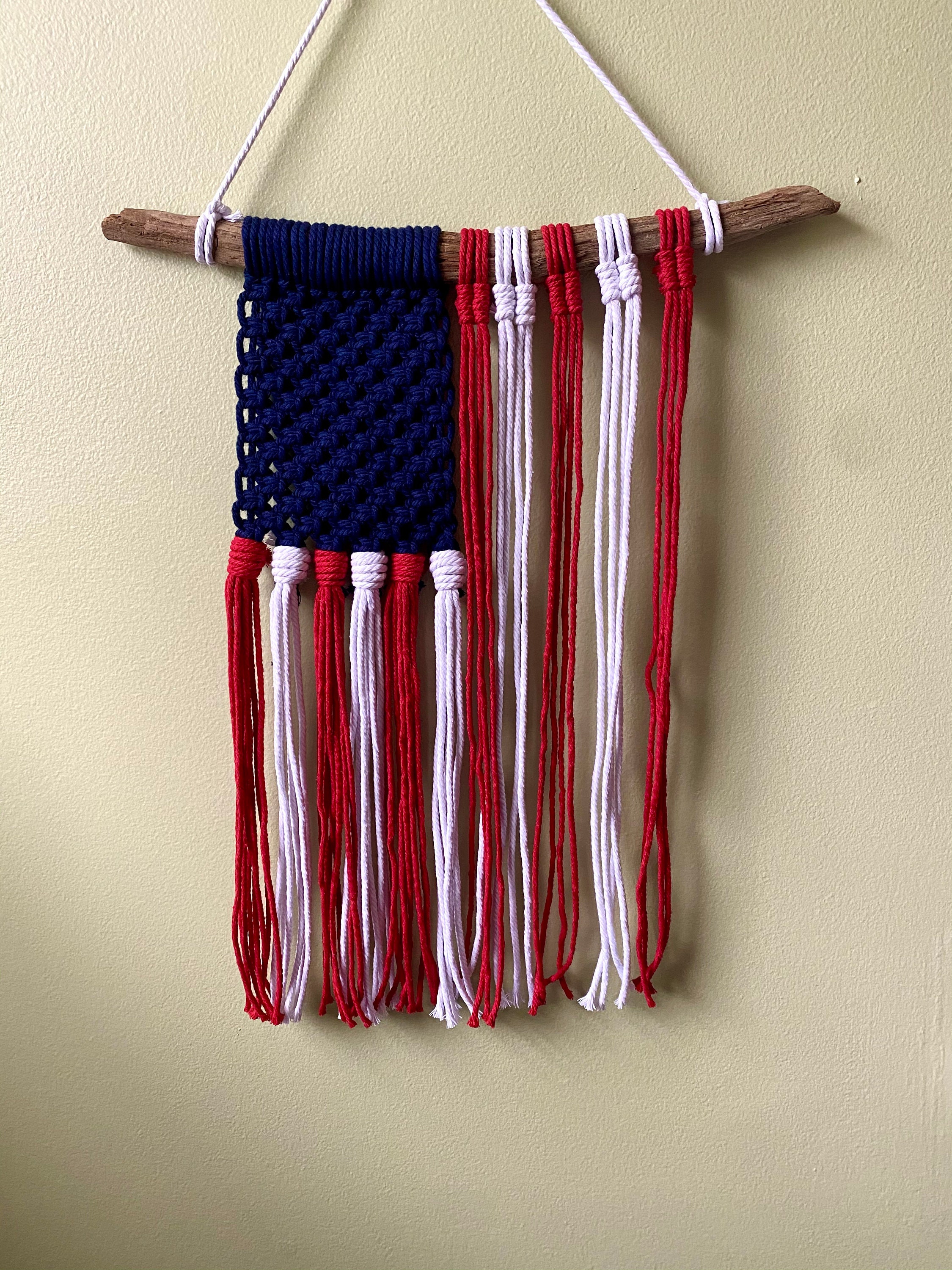 Macrame American Flag Wall Hang // American Flag Wall Hang Etsy España
