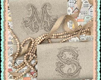 Linen, hemstitched hand towel; beautiful vintage monogram!