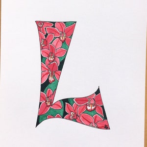 Obra de arte inicial, pintada a mano 'L'. Carta del alfabeto ilustrado, tema de la orquídea