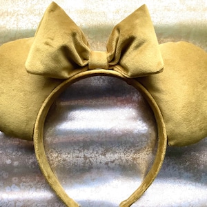 Neutral Yellow Gold Velvet Mouse Ears