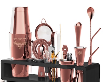 ¡GRAN VENTA DE VERANO! - Kit de coctelería Elite / Juego de 20 cocteleras con soporte de bambú para bar en casa. Fabricado en acero inoxidable duradero.