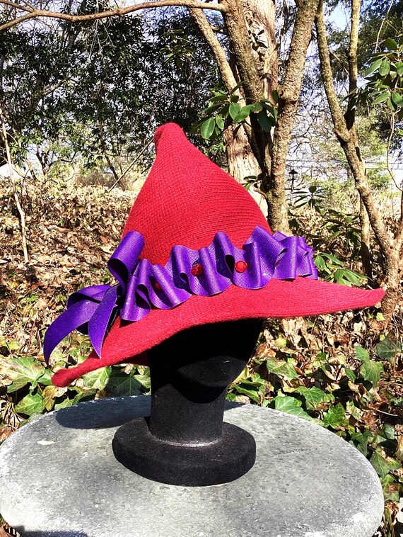 Red hat hotsell society gifts