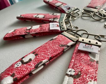 Pulsera de panda juguetón