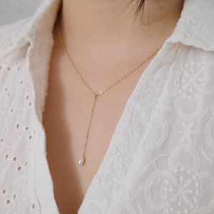 Colar delicado com pérolas de ouro 14k, colar de ouro, colar de pérolas, colar cheio de ouro, colar de pérolas de água doce, colar de gotas