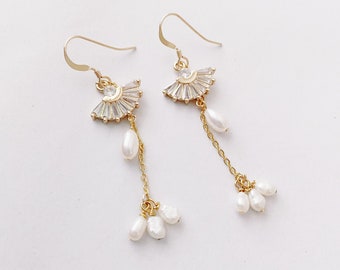 Genuine Pearl Crystal Fan Dangle Earrings, Dainty Pearls Dangle Earring, 18k Gold Plated, Elegant Earrings, Unique Earrings, Gold