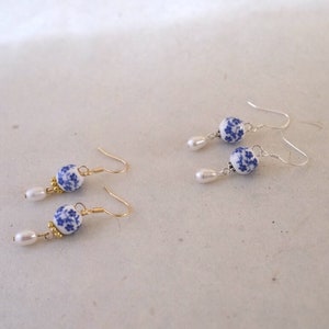 Dainty Blue Porcelain Genuine Freshwater Pearl Gold Huggie Earrings, Blue White Floral Porcelain Earrings, Small Hoop Earrings, Gold Earring image 6