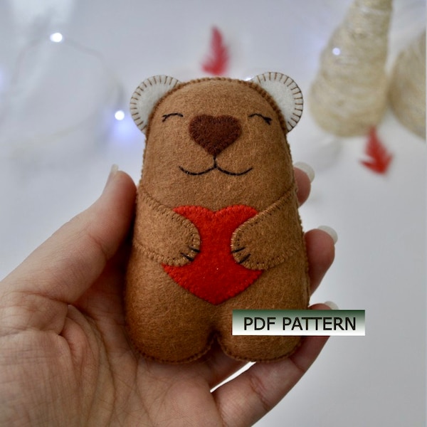 PDF sewing pattern: felt teddy bear with a heart. DIY teddy bear toy plush. Easy sewing pattern with instruction step by step.