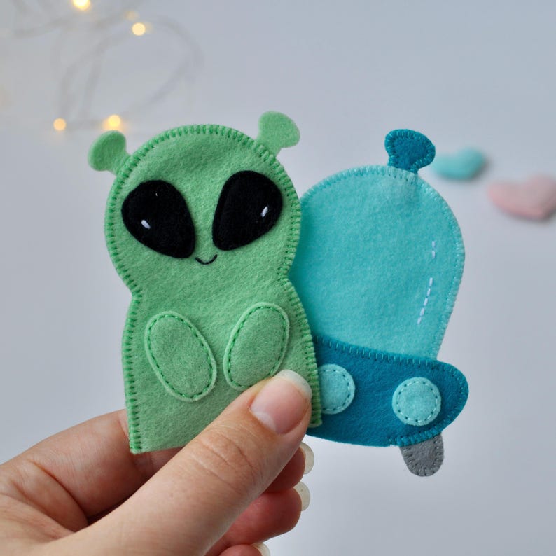 Space Finger Puppets PDF Pattern Featuring Astronaut Rocket Moon Alien ...