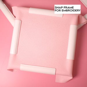 プラスチックスナップ刺繍枠、ニードルポイント作品用の正方形クロスステッチスナップ枠、丈夫なハンドキルティング枠、8インチ11インチ17インチの裁縫枠、