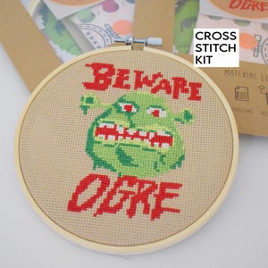 Patrón de punto de cruz de Shrek, kit de manualidades para hacer tú mismo con el letrero "Cuidado con el ogro", kit de bordado para principiantes de 6 pulgadas