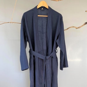 Men&#39;s robe/Men&#39;s bathrobe/Men&#39;s linen robe/Travel Robe/Hotel Robe/Guest house robe/Spa robe/Customized bathrobe/Men&#39;s Midi linen bathrobe