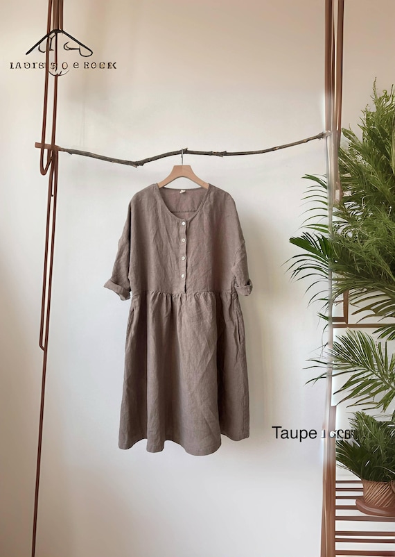 aubrey cut out midi dress Aubrey Appliqué Shirt Midi Dress