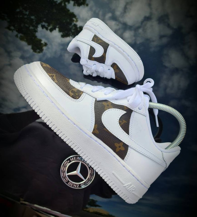af1 brown and white