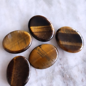 Tiger&#39;s Eye Worry Stone