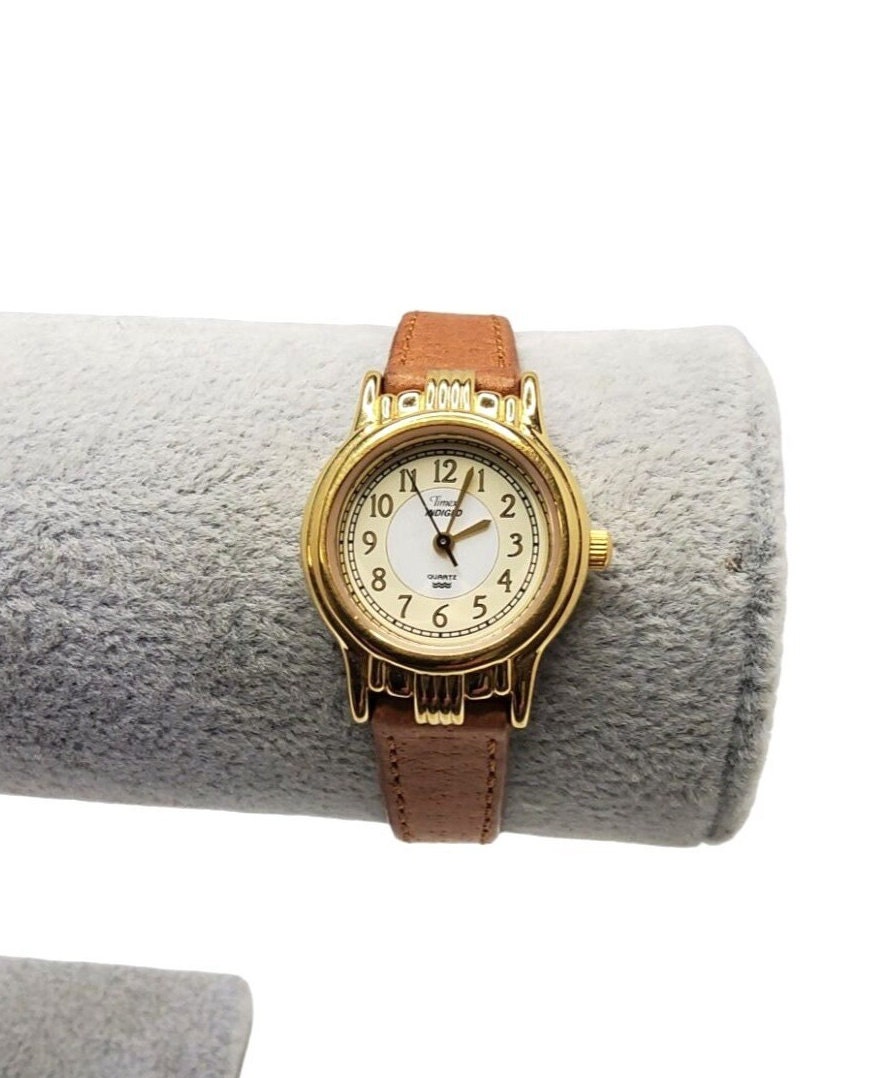 Reloj resistente al agua con parte trasera de acero inoxidable en