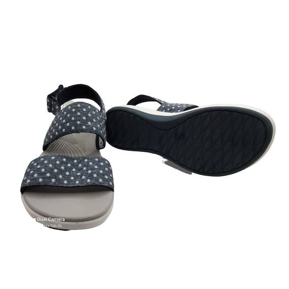 2000s Clarks Womens Cloudsteppers Soft Cushioned Hook and Loop
