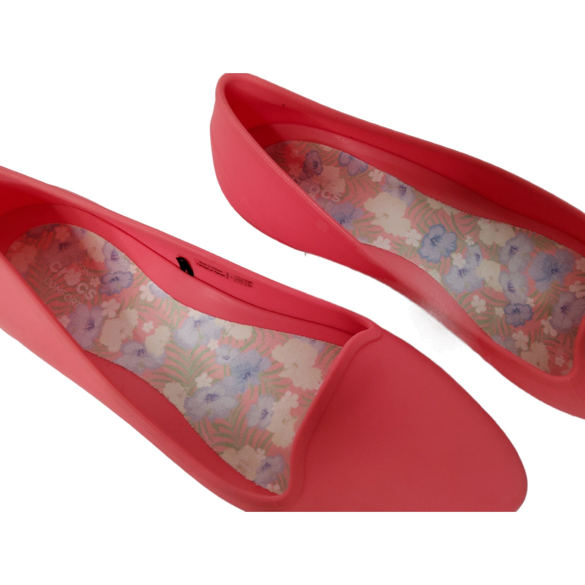 crocs peach color