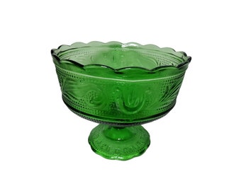 vintage eo brody & co m6000 pressed glass green pedestal compote bowl/candy dish.