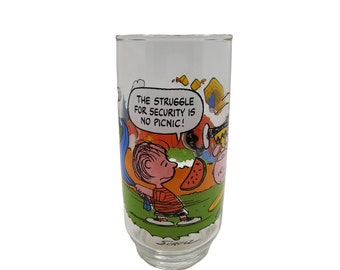 Vintage 1980s McDonalds Camp Snoopy Collection Collectible Drinking Glass The Struggle.... Peanuts, New