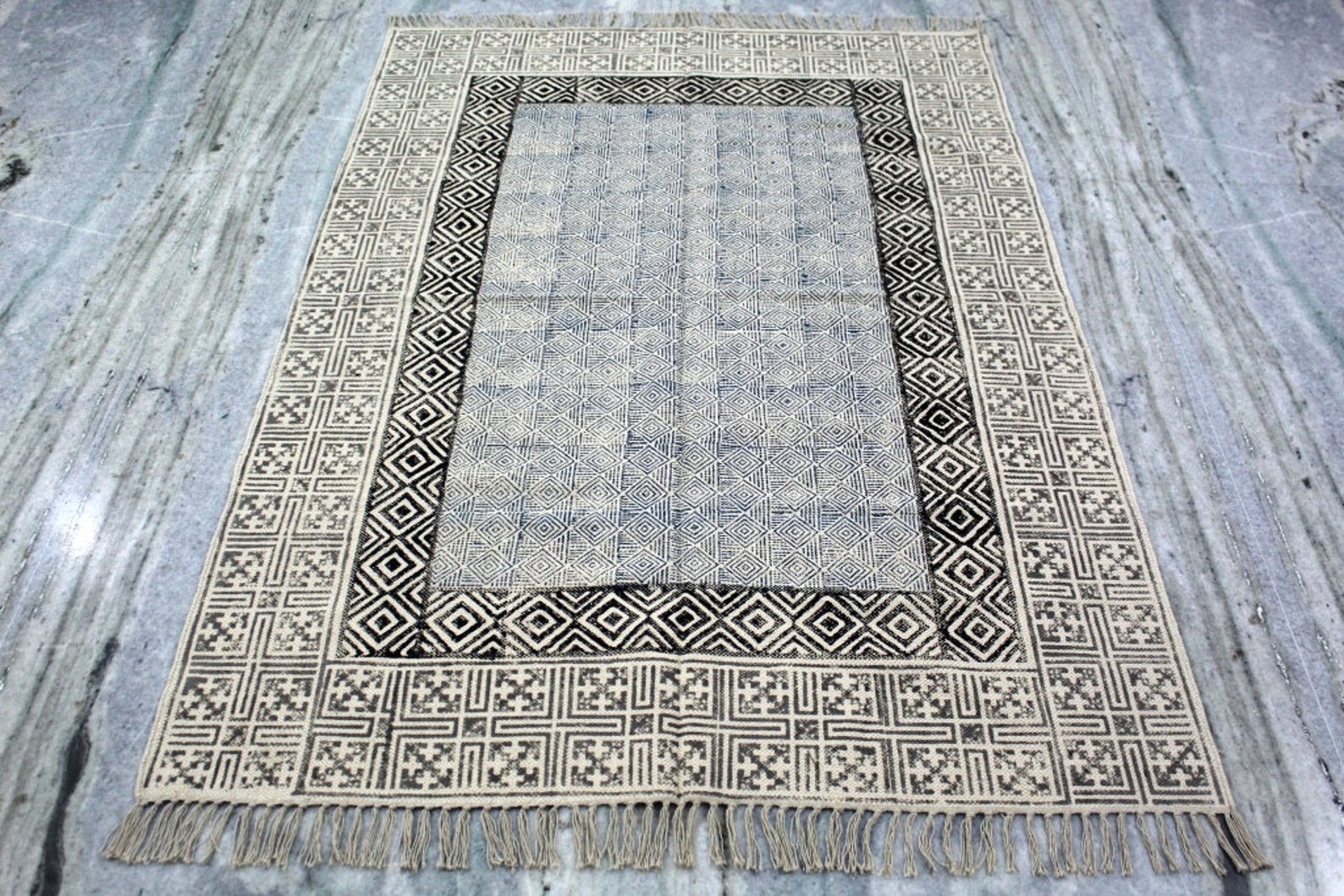 4x8 Indian Rug Handmade Rug Outdoor / Indoor Rug Area Rug Etsy