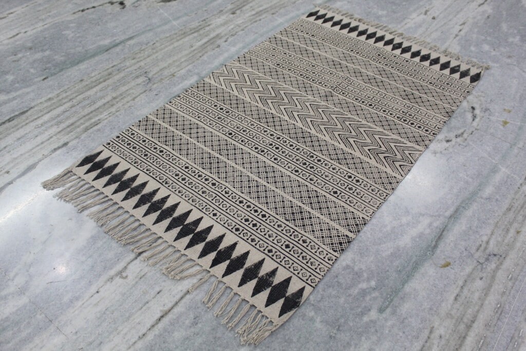 6x6 Indian Rug 6x6 Square Handmade Rug Outdoor/ Indoor/ Etsy