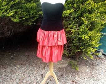 Vintage boob tube dress, Dorothy Perkins black velvet and red satin tiered skirt from the 1980s in good vintage condition size MEDIUM