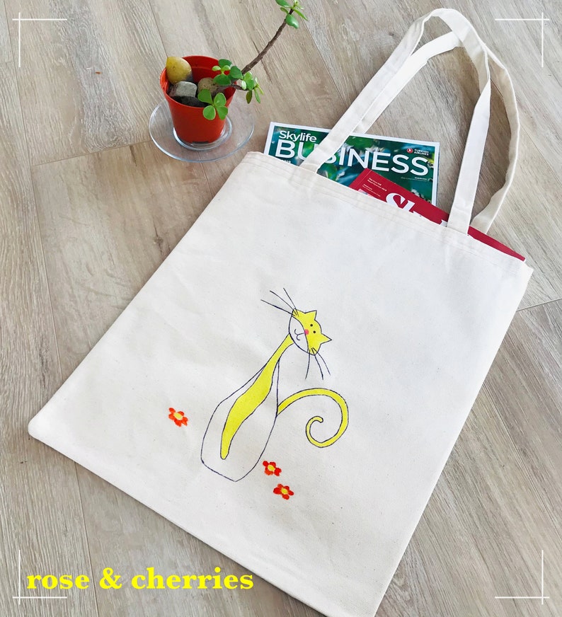 Hand Printed Cats Birthday Gifts Purple Cats Themed Gifts Arts Hand Painted Yellow Cat Design Canvas Tote Bags Handmade Gifts for Women