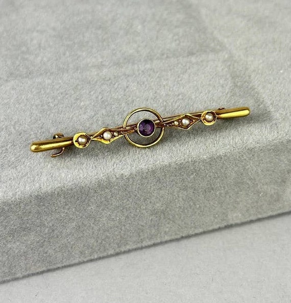 Antique Edwardian 14k Gold Bar Pin with Amethyst a