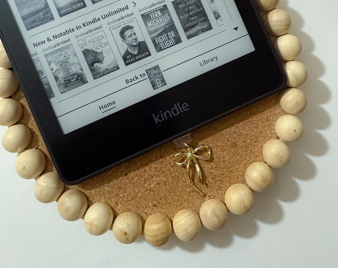Gold Bow Kindle Charm (usb-c)