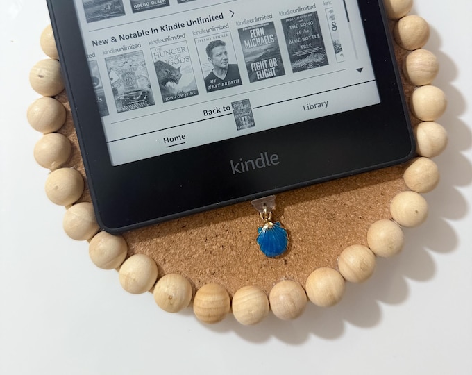Blue Shell Enamel Kindle Charm (usb-c)