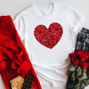 Valentines Day Glitter Heart  Shirt, Red Glitter Love Tee, Valentine Tshirts, Cute Love Shirt, Valentines Day Gift, Valentine Tee