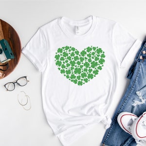 Shamrock Heart Shirt\ St Patrick's Day Shirt\St Patty's Shirt \ Lucky St Patrick's Shirt \ Shamrock Love Shirt