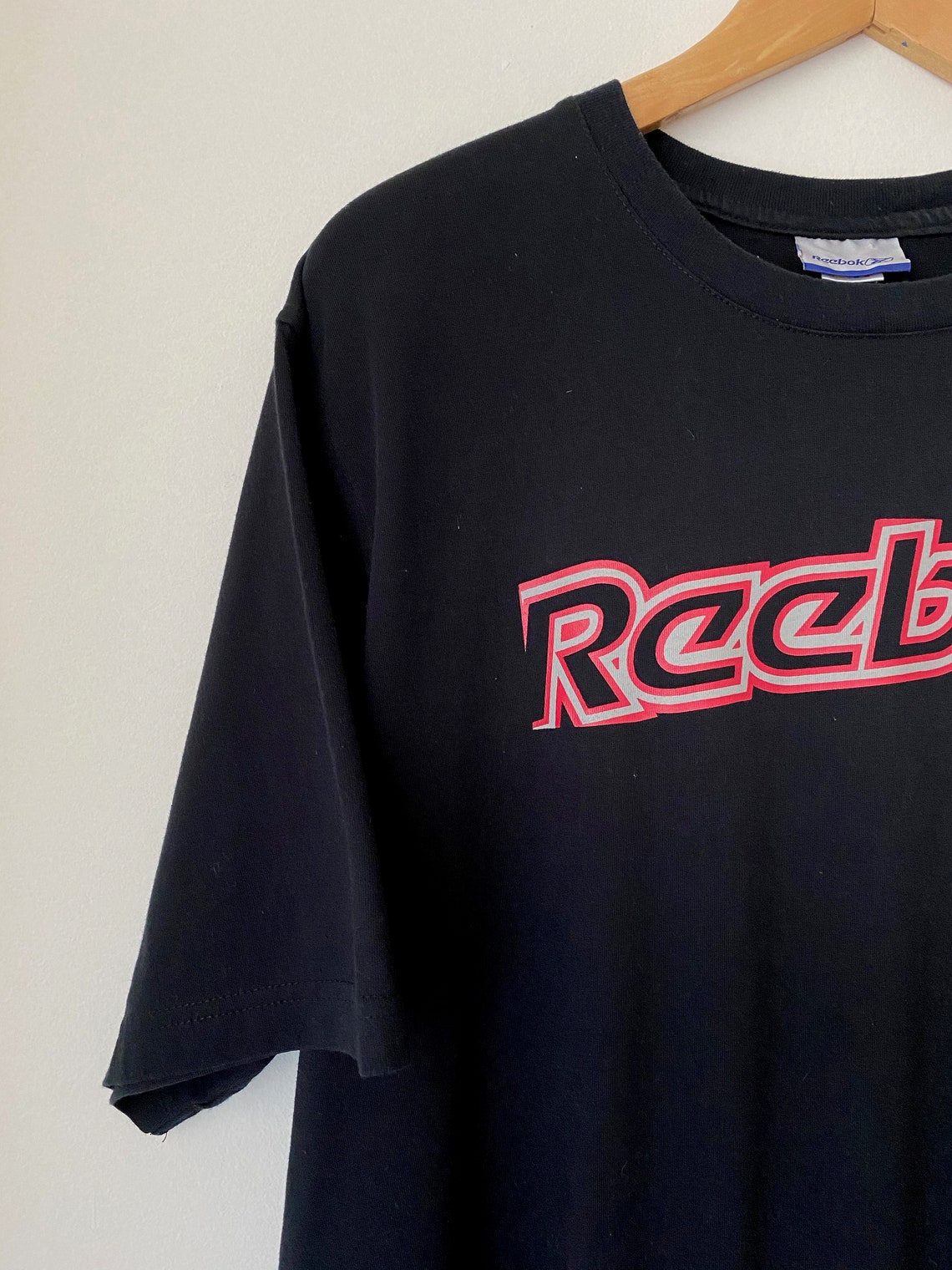 reebok classic tee