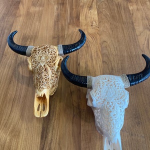 Resin  Cow Skull Carving! 2 Sizes! 2 Colors!