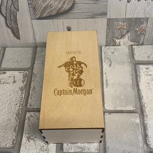 Personalised captain Morgan rum glass, gift box Personalised glass Christmas birthday gift, custom rum glass, 画像 3