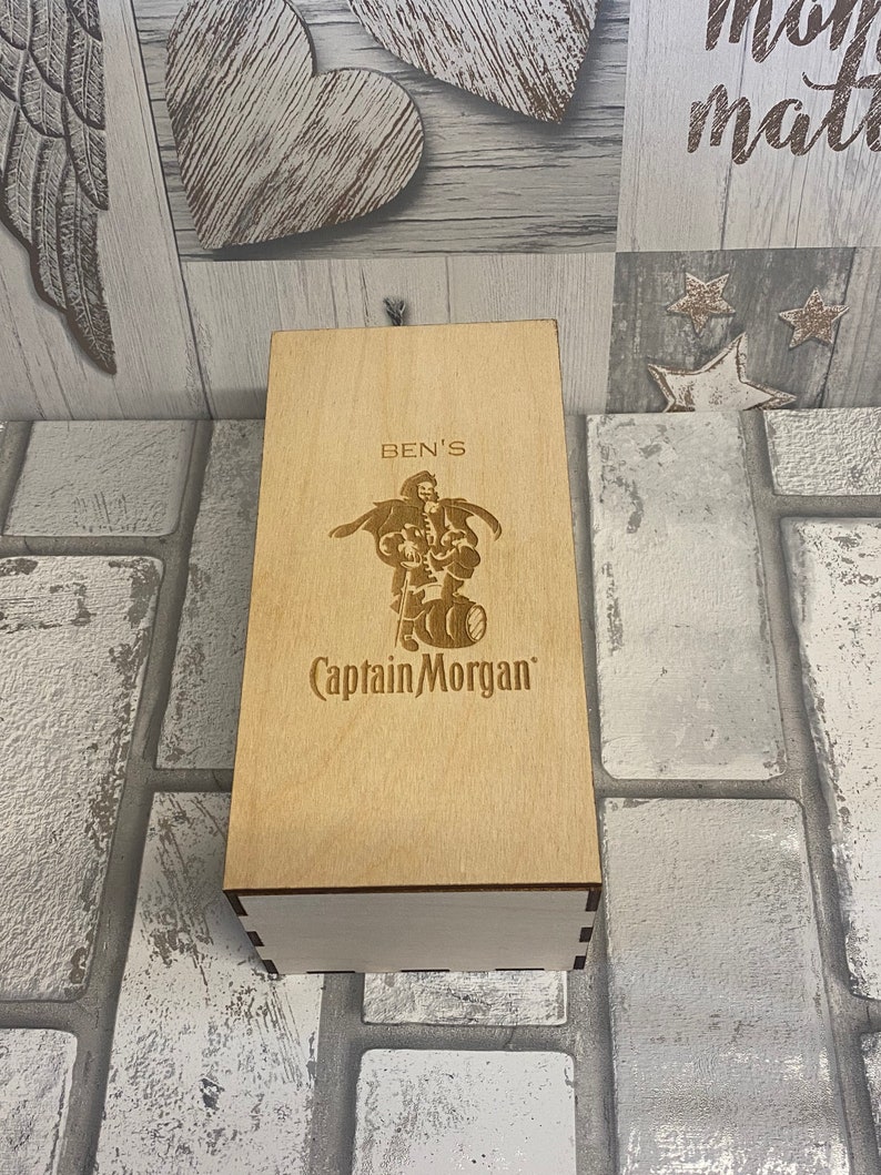 Personalised captain Morgan rum glass, gift box Personalised glass Christmas birthday gift, custom rum glass, image 3