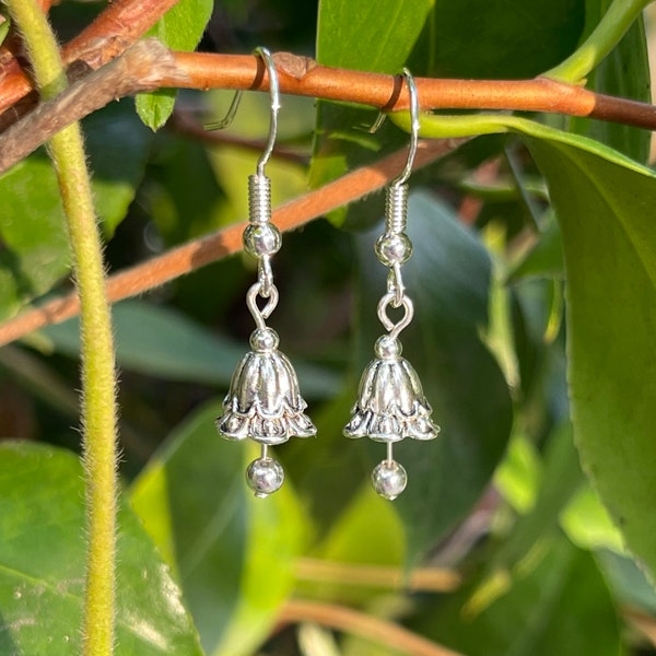 Classic Floral Bell Tibetan Silver Earrings