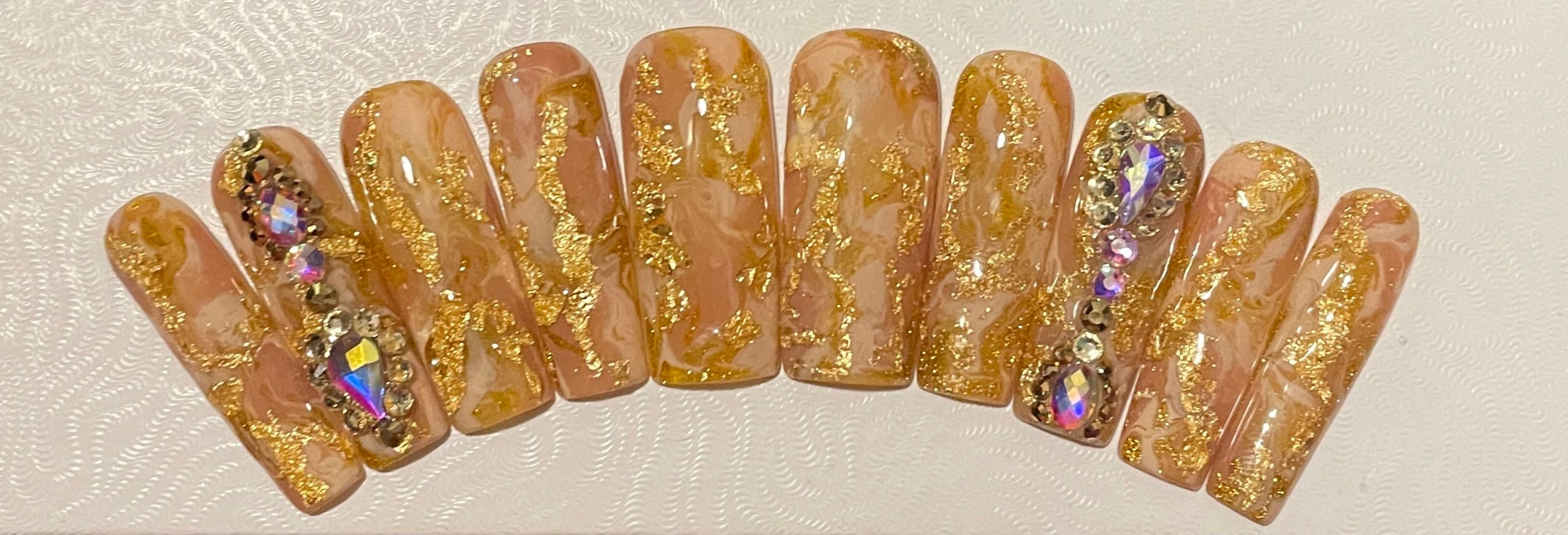 diosa press on nails