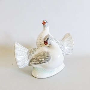 Bird figurine,Great bustard birds ,Vintage Hungarian porcelain  figurine,hand painted  FREE SHIPPING WORLDWIDE