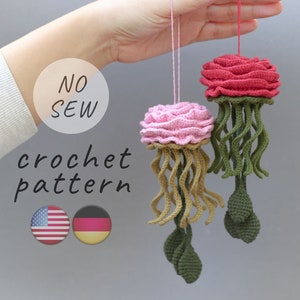 Pretty Flower Keychain – The Yarn Bowl Crochet